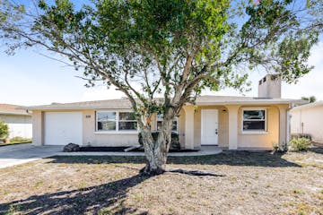 3410 Trask Dr Holiday, FL 34691